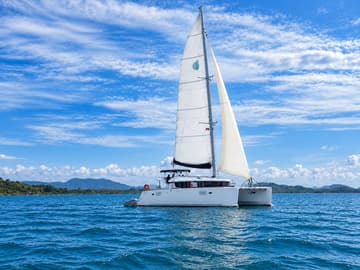 Catamaran Myemocean charter rental in Thailand | Yacht4Less