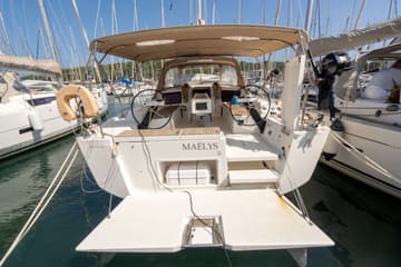 Sailboat MAËLYS_DB charter rental in France | Yacht4Less