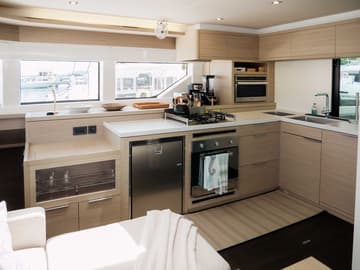 Best Price for a Catamaran Luna Nova rental in BVI | Yacht4Less