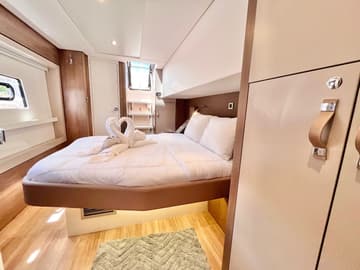 Best Price for a Catamaran CattyShack rental in BVI | Yacht4Less