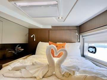 Catamaran Breezin available for yacht charter in BVI | Yacht4Less