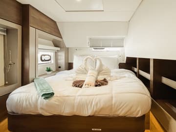 Best Price for a Catamaran Cool Breeze rental in BVI | Yacht4Less