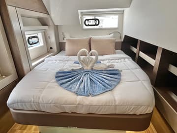 Best Price for a Catamaran Sea Dog rental in BVI | Yacht4Less