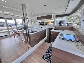 Best Price for a Catamaran Hard Deck rental in BVI | Yacht4Less