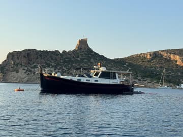 Motorboat Balsamico charter rental in Spain | Yacht4Less