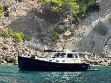 Best Price for a Motorboat Balsamico rental in Spain | Yacht4Less