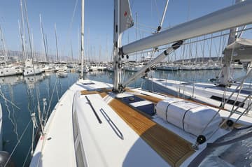 Sailboat Blue Bonnet af Lovnas - OW available for yacht charter in Croatia | Yacht4Less