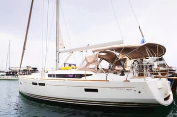 Sailboat Lemon charter rental in Greece | Yacht4Less