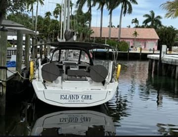 Sailboat Island Girl charter rental in Bahamas | Yacht4Less