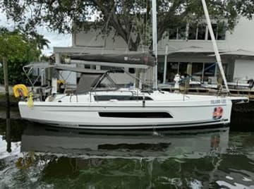 Sailboat Island Girl available for yacht charter in Bahamas | Yacht4Less