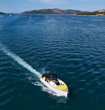 Best Price for a Motorboat Leo rental in Croatia | Yacht4Less