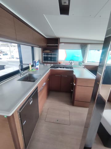 Catamaran Coolway available for yacht charter in Croatia | Yacht4Less