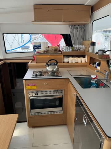 Catamaran White Ivy available for yacht charter in Croatia | Yacht4Less