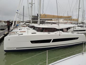 Catamaran Lizzie available for yacht charter in Croatia | Yacht4Less