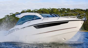 Motorboat Moncia available for yacht charter in Croatia | Yacht4Less
