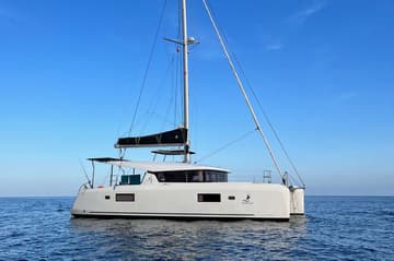 Catamaran Ocean Light charter rental in Italy | Yacht4Less