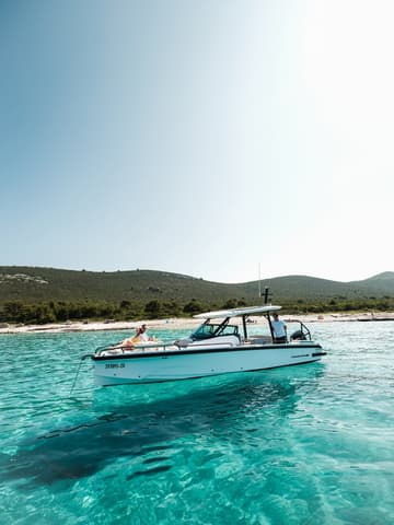 Best Price for a Motorboat Axopar 29 rental in Croatia | Yacht4Less