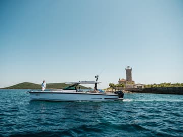 Motorboat Axopar 37 charter rental in Croatia | Yacht4Less