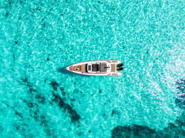 Motorboat Axopar 37 available for yacht charter in Croatia | Yacht4Less