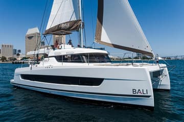 Best Price for a Catamaran Relentless rental in USA | Yacht4Less