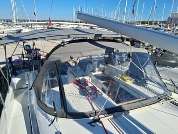 Sailboat Kiwi charter rental in Spain | Yacht4Less