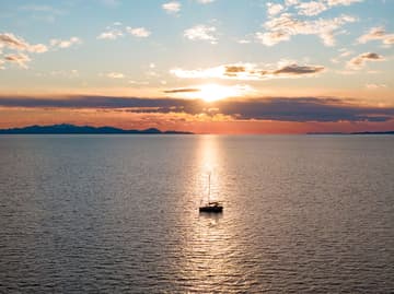 Best Price for a Sailboat Ninive rental in Italy | Yacht4Less