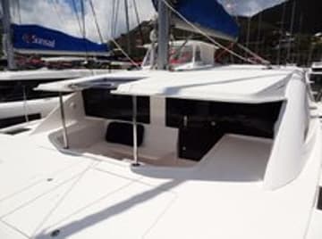Catamaran Southern Cross available for yacht charter in USA | Yacht4Less