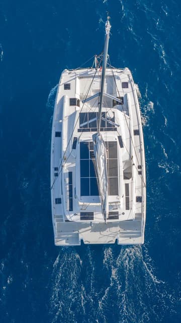 Catamaran Virgo available for yacht charter in BVI | Yacht4Less