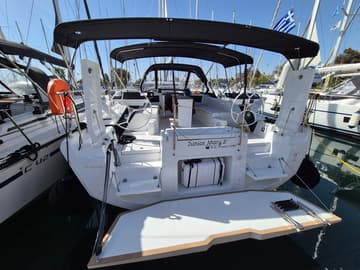 Sailboat Junior Mary 2 charter rental in Greece | Yacht4Less