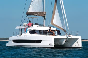 Catamaran Kvinton available for yacht charter in Croatia | Yacht4Less