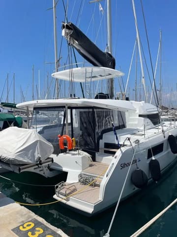 Catamaran Silhouette charter rental in Greece | Yacht4Less