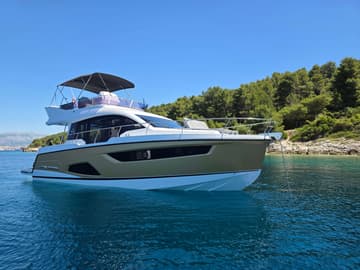Motorboat Tireless Too charter rental in Croatia | Yacht4Less