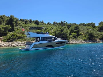 Best Price for a Motorboat Tireless Too rental in Croatia | Yacht4Less