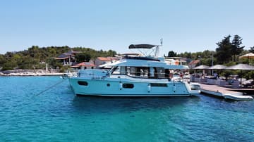 Best Price for a Motorboat Moritz rental in Croatia | Yacht4Less