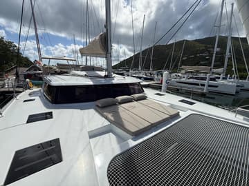 Catamaran Playful available for yacht charter in BVI | Yacht4Less