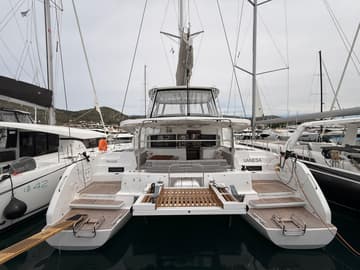 Catamaran Vanesa available for yacht charter in Croatia | Yacht4Less
