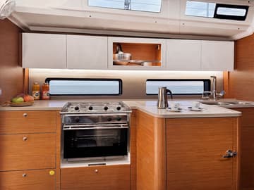 Sailboat Asteria available for yacht charter in Italy | Yacht4Less