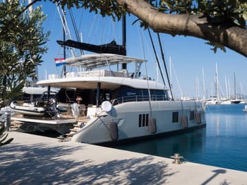 Best Price for a Catamaran Sea Dreams rental in Croatia | Yacht4Less