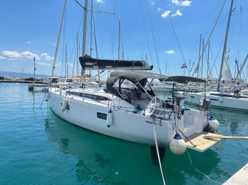 Sailboat eMotion charter rental in Croatia | Yacht4Less