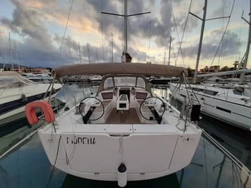 Sailboat Fiodena charter rental in Italy | Yacht4Less