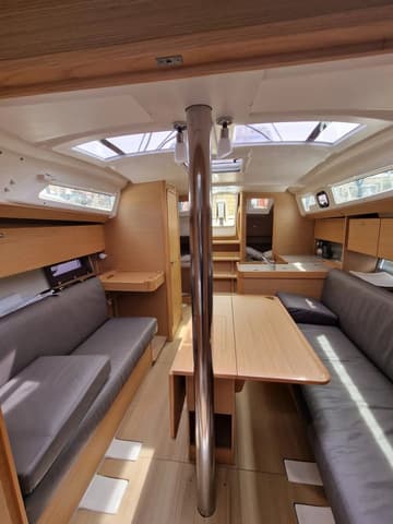 Sailboat Barbossa available for yacht charter in Italy | Yacht4Less