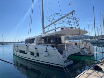 Catamaran Dreamland charter rental in Croatia | Yacht4Less