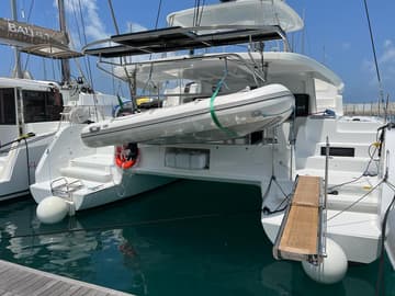 Best Price for a Catamaran Oriana rental in Italy | Yacht4Less