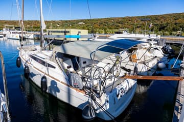Best Price for a Sailboat Gin Tonic rental in Croatia | Yacht4Less