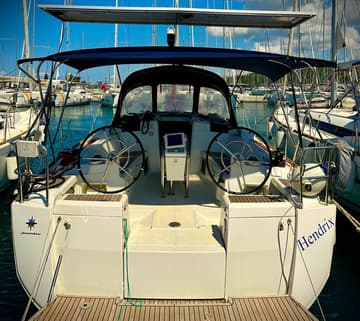 Sailboat Hendrix charter rental in Croatia | Yacht4Less
