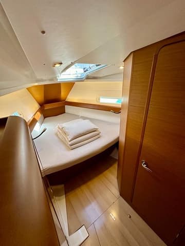 Sailboat Marley available for yacht charter in Croatia | Yacht4Less