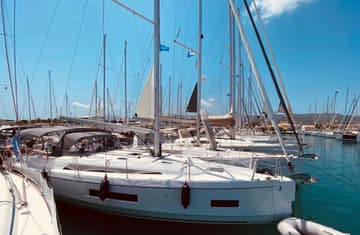 Best Price for a Sailboat Yello rental in Greece | Yacht4Less