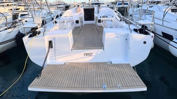Best Price for a Sailboat First rental in Croatia | Yacht4Less