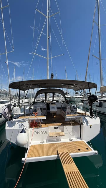 Sailboat Onyx charter rental in Croatia | Yacht4Less