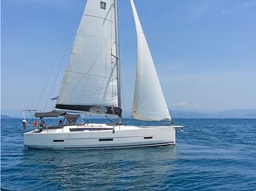 Sailboat Ocean Whisper charter rental in Greece | Yacht4Less